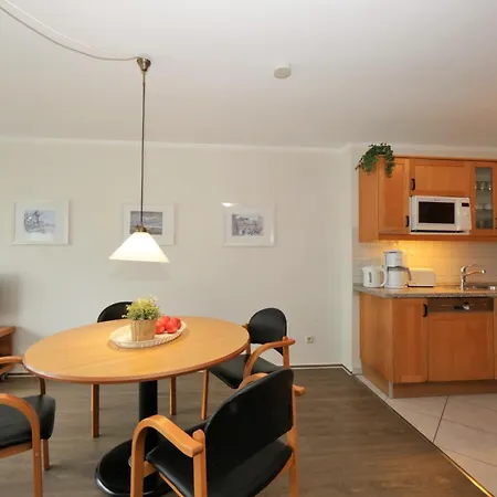 Brise Duenenhaus Christa App 11
